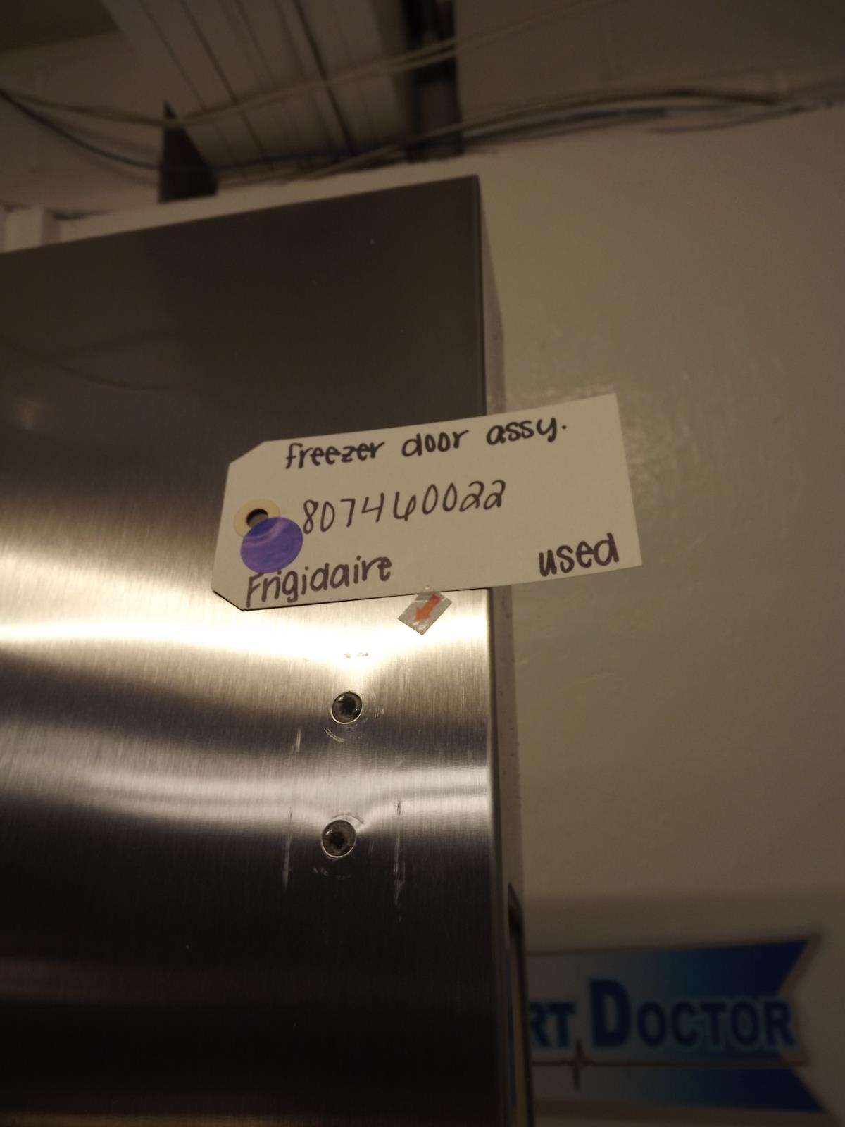 Frigidaire Refrigerator 807460022 Freezer Door Assembly Used Frigidaire Refrigerator 807460022 Freezer Door Assembly Used